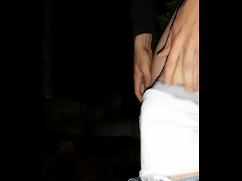❤️ Můj soused skočil na mou karanténní zeď ❤️❌ Sex video u nás ️❤