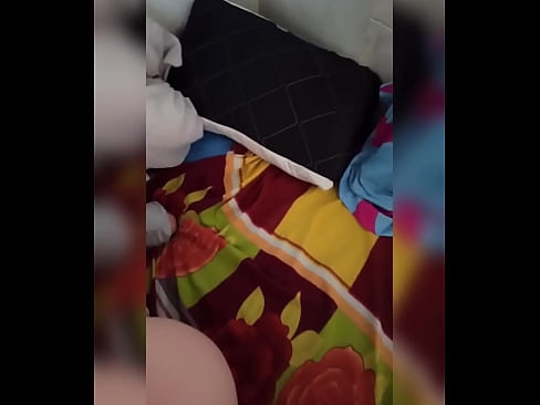 ❤️ Moje spolubydlící zůstává doma sama, protože její manžel jede na dovolenou a já využívám příležitosti, abych ji ošukal a naplnil jí prdelku mlékem. ❤️❌ Sex video u nás ️❤
