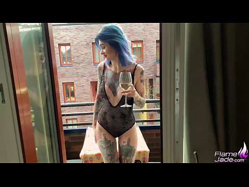 ❤️ Obrovská holka kouří s hltem a vášnivě šuká pod širým nebem ❤️❌ Sex video u nás ️❤
